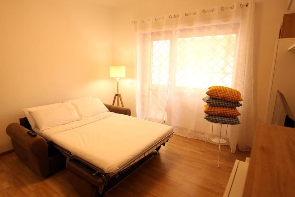 Cozy Coastal Gateway Apartment Lido di Ostia Exterior photo